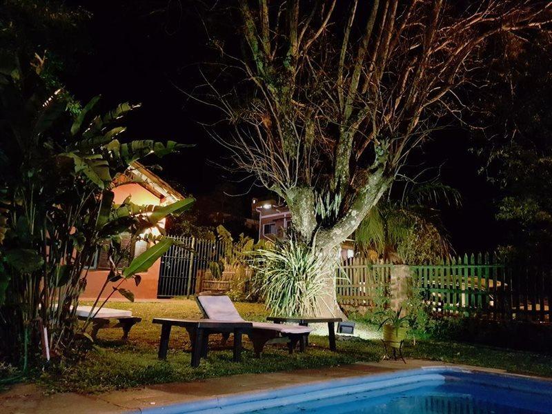 Iguazu Inn Hostel Puerto Iguazu Bagian luar foto